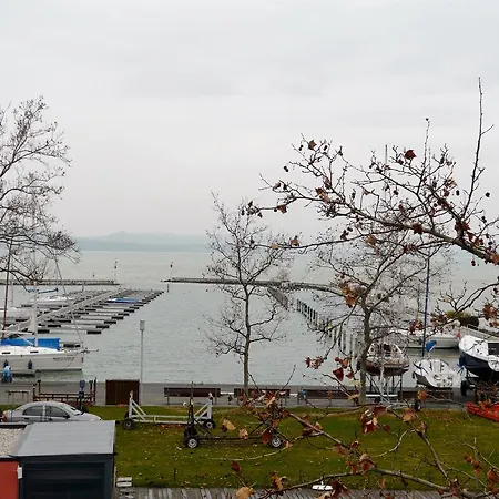 Apartamento Gemini Superior & Yacht Balatonlelle