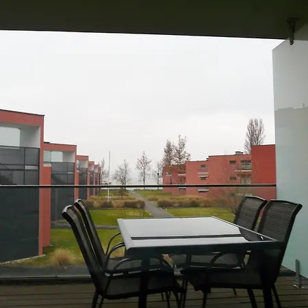 Gemini Superior & Yacht Apartamento